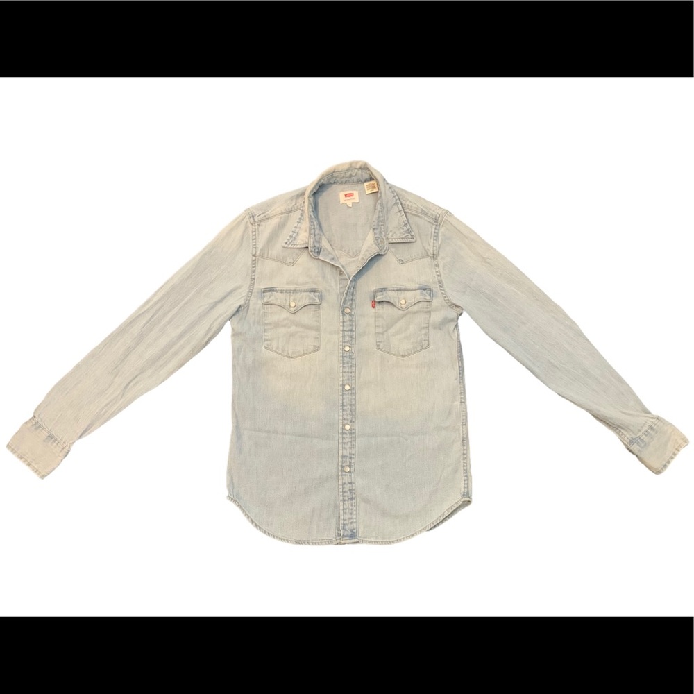Levi’s Denim Long Sleeve Botton Down Shirt Women’s Size Small